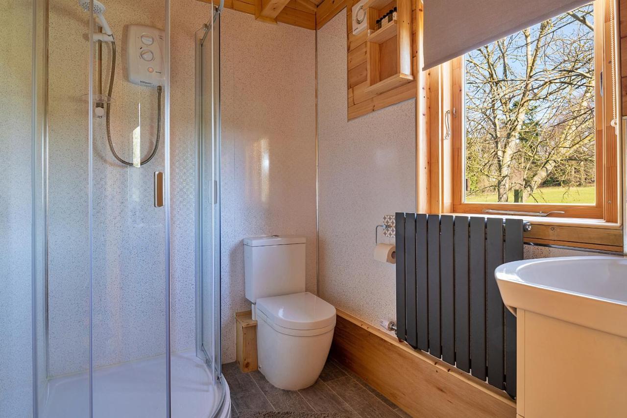 Finest Retreats - Garden Lodge Крейвън Армс Екстериор снимка